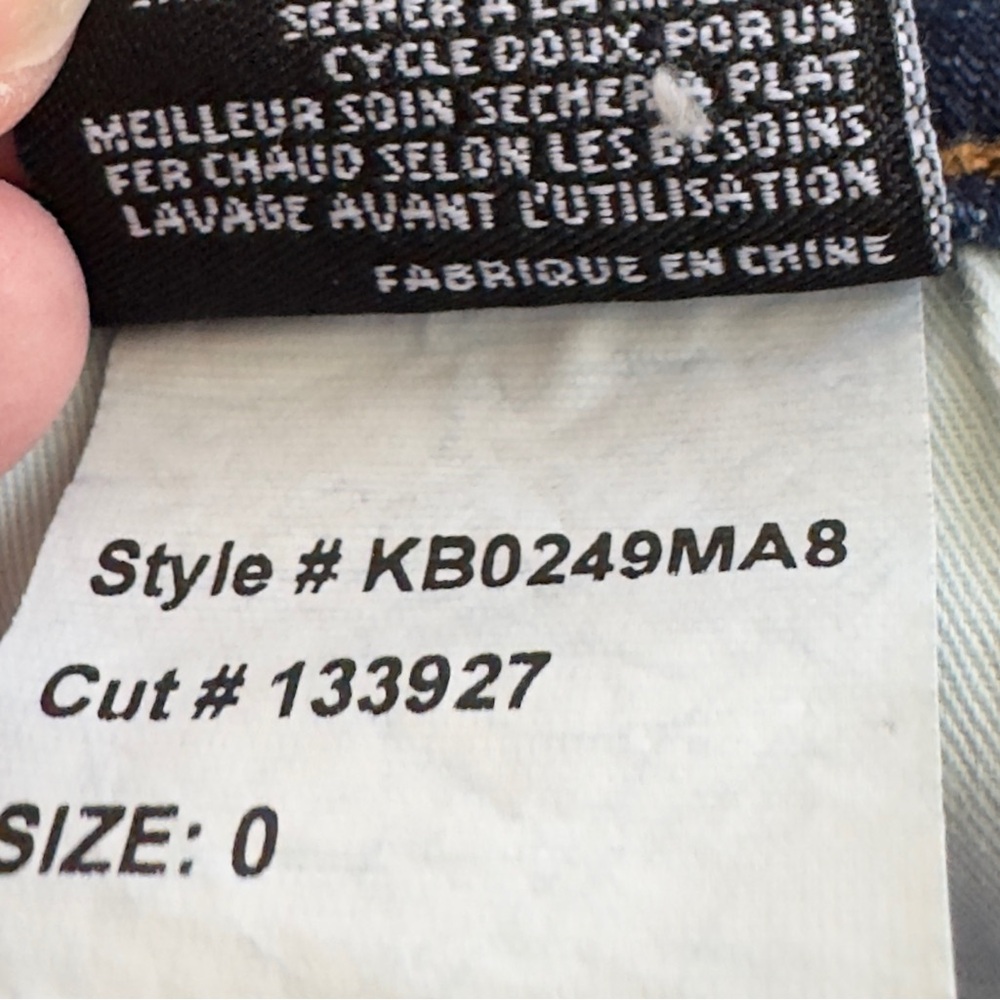 Kut from the Kloth Sophie Bermuda Frayed Hem Blue Size 0 NWT - Picture 10 of 11